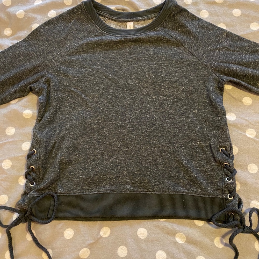 Gray sweatshirt